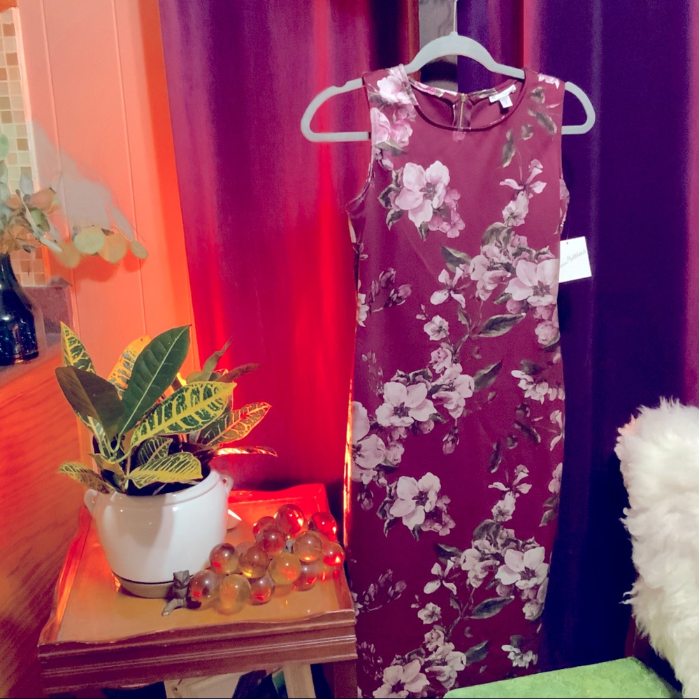 NWT Floral Bodycon Midi Dress by Olivia Matthews